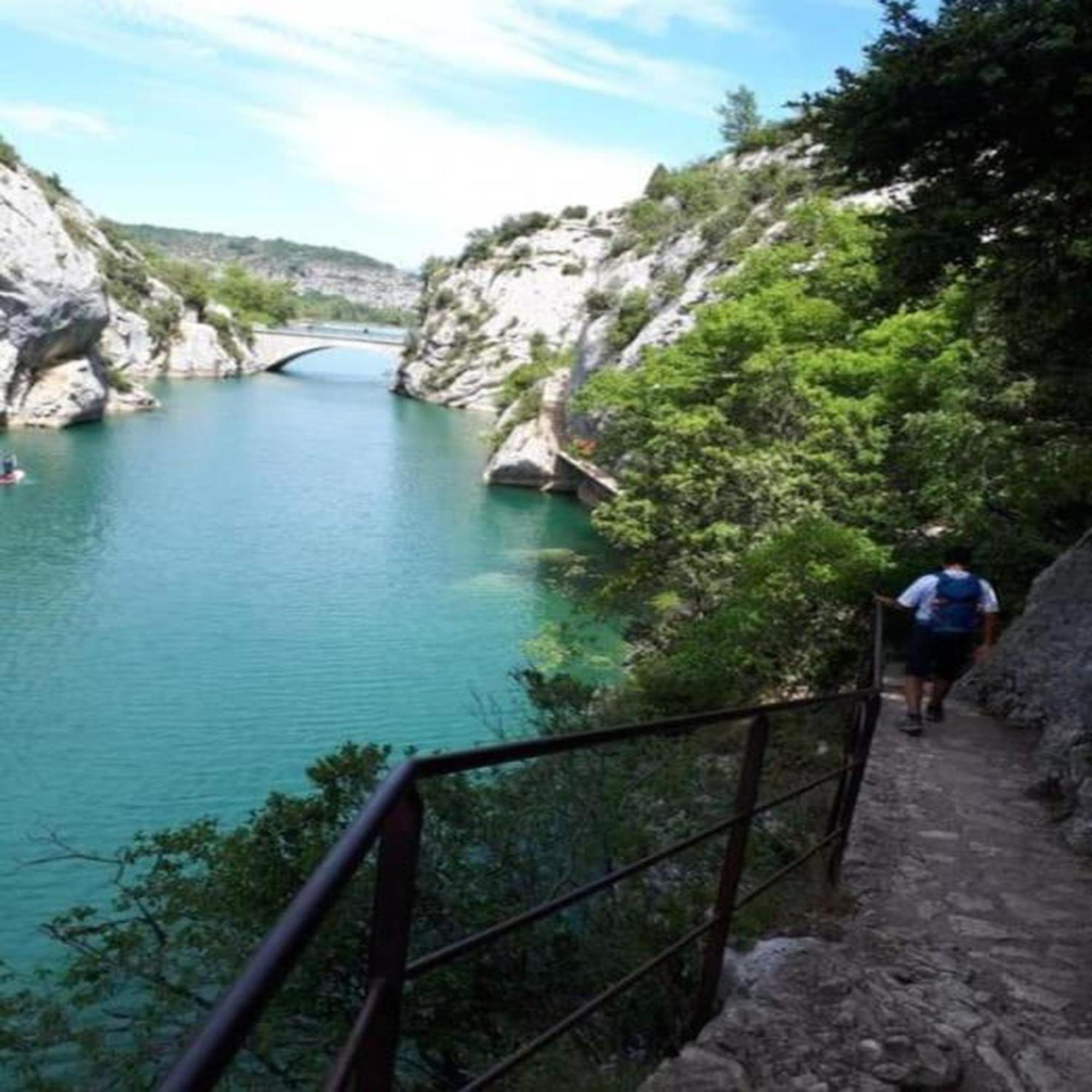 La Roulotte Du Verdon Quinson Exterior foto